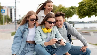 Какие самые популярные выражения у современной молодёжи?