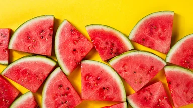 Каким продуктам отдать предпочтение в жару
